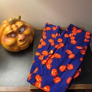 Blue LulaRoe Halloween Leggings with Orange Pumpkin 🎃